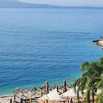 Sunflower Sea View Apartment